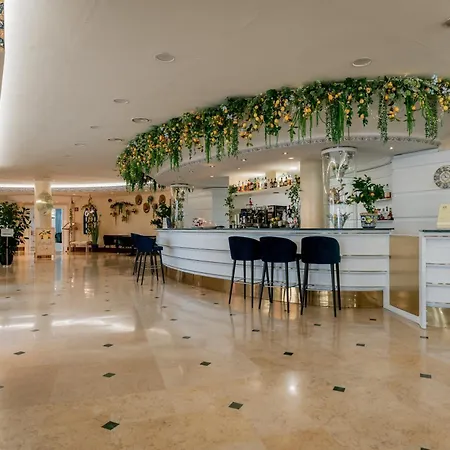 Aurelia Antica 4*